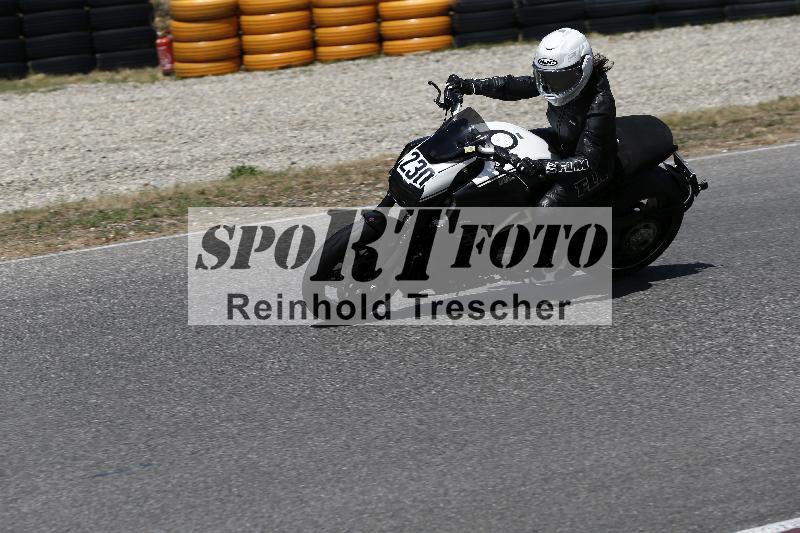 /22 06.07.2026  Pluess Moto Sport ADR/Einsteiger/230
